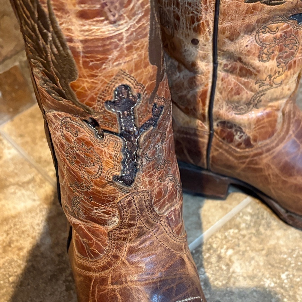 Very Volatile Brown Western Boots - Picture 4 of 16